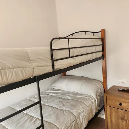Viviendas Turisticas Plaza Del Tronco3 Apartment *